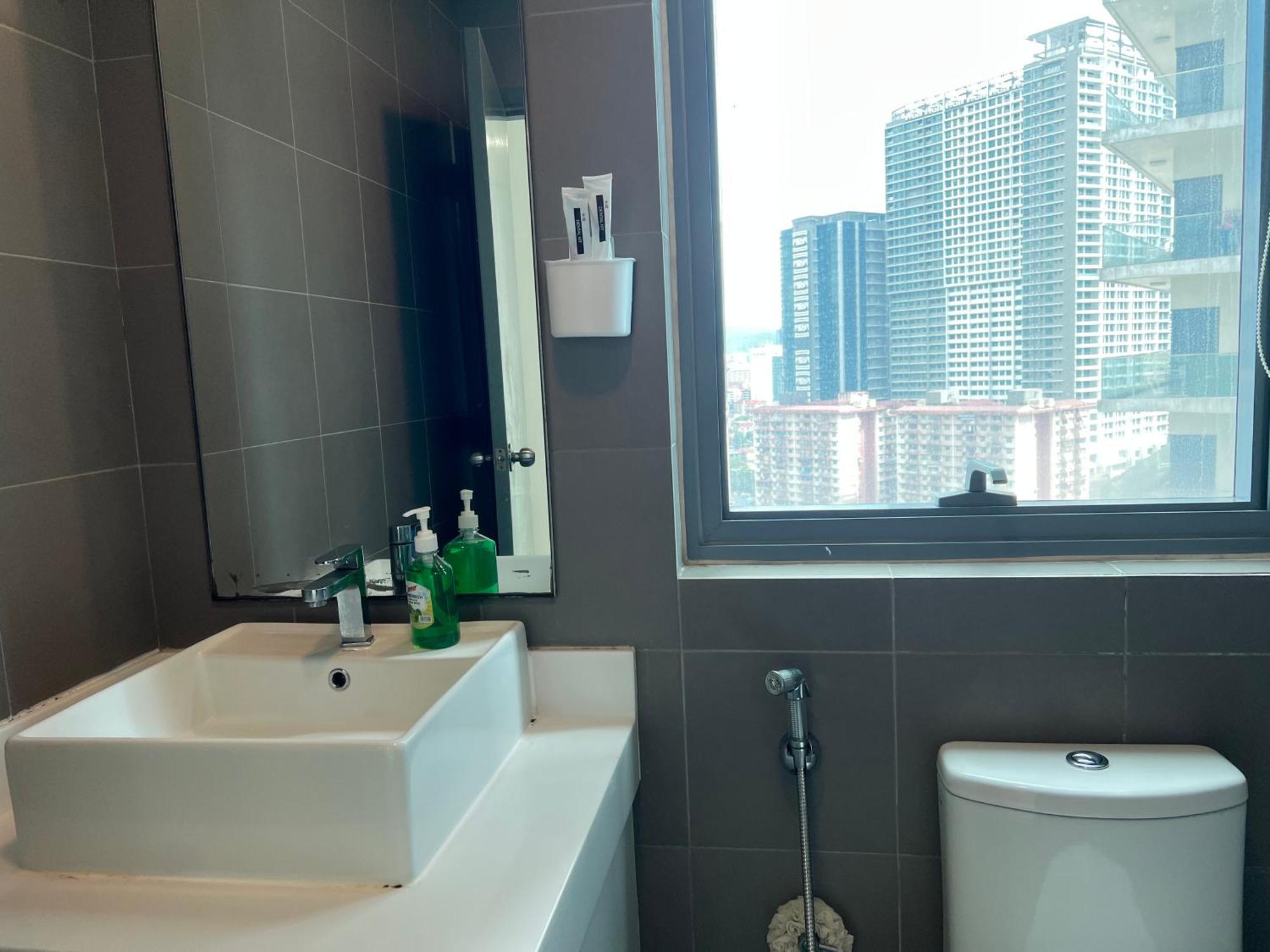 Summer Suites Victory House Kuala Lumpur Exterior photo